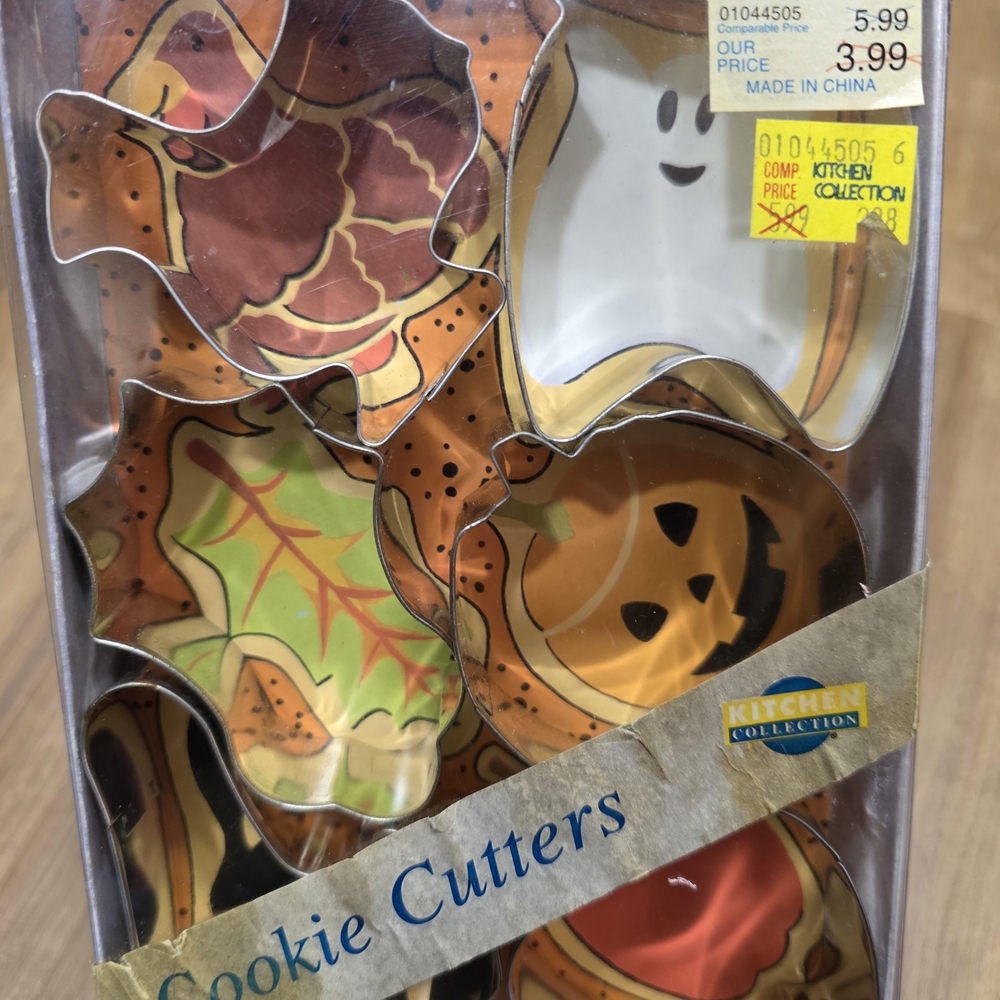 Halloween Cookie Cutters - Orange, White, Green, Brown
